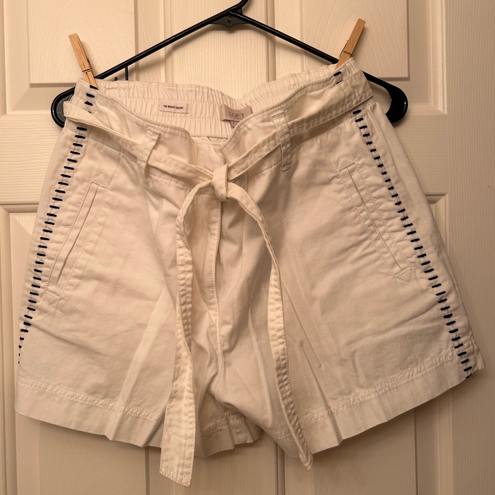 LOFT High Waist White Shorts with Sporty Design